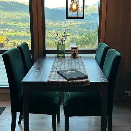 Vangslia, Oppdal. Lekker Med Inn/ski Ut *