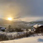 Vangslia, Oppdal. Lekker Med Inn/ski Ut *